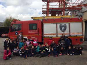 Lee más sobre el artículo Visita el Parque de bomberos de Sigüenza